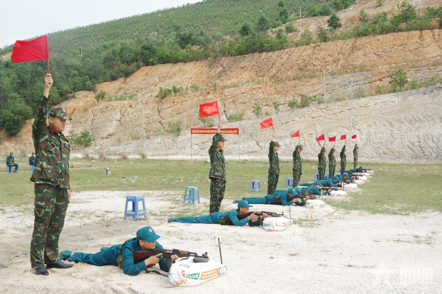 Quảng Ninh: Ban Chỉ huy Phòng thủ khu vực 5 - Quảng Yên tổ chức kiểm tra bắn đạn thật 